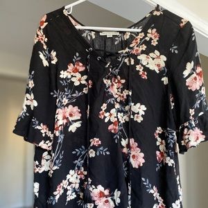 American Eagle Floral Blouse